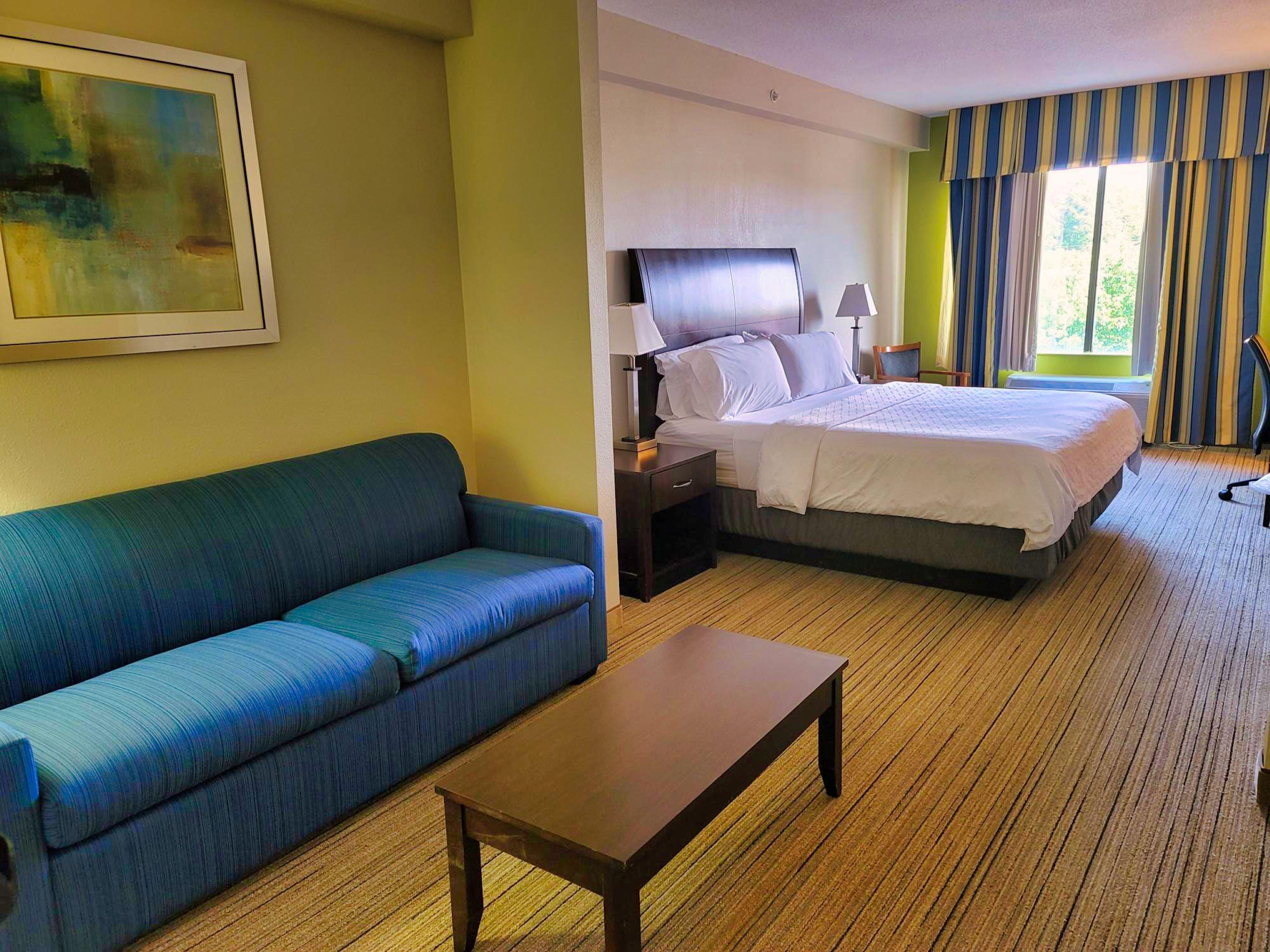 Holiday Inn Express & Suites Wilson-Downtown By Ihg Экстерьер фото